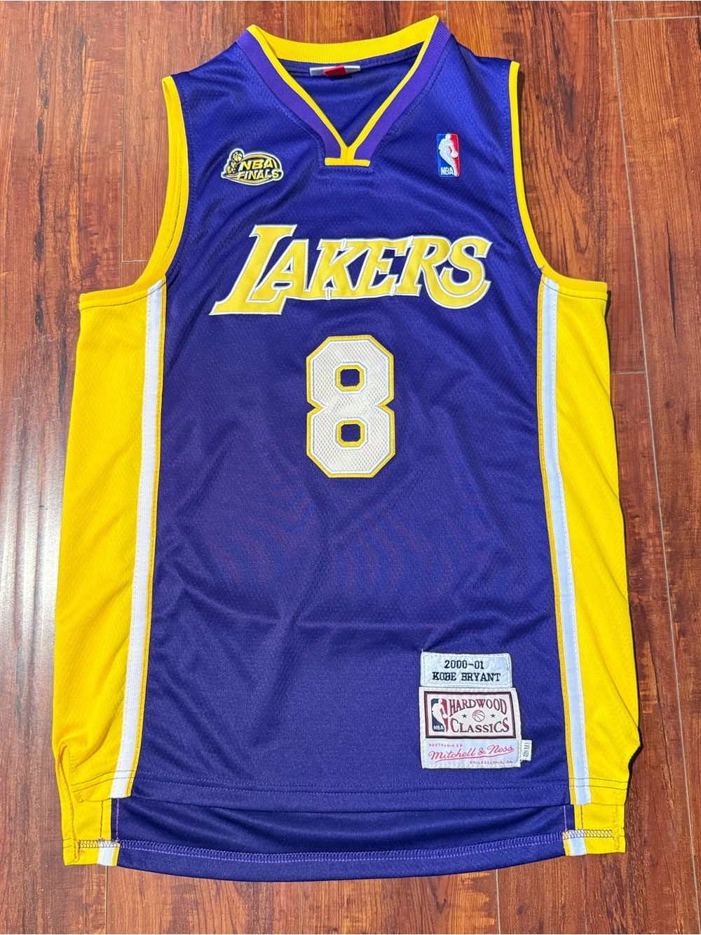 Kobe Bryant Mitchell & Ness Hardwood Classics #8 Lakers Purple Jersey 01-FINALS
